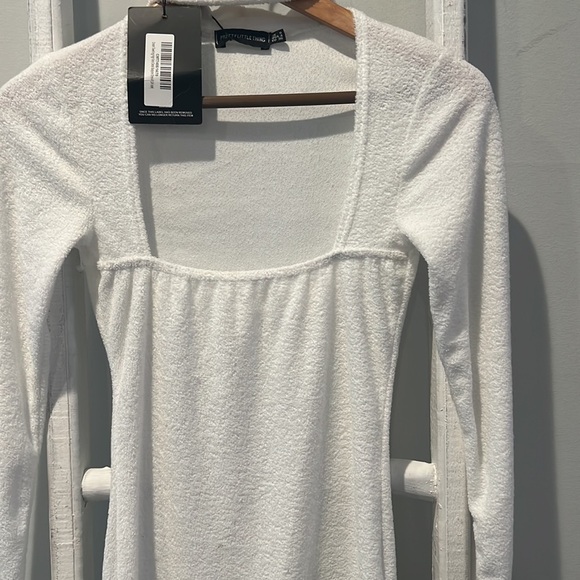 𝅺prettylittlething white terry cloth mock turtleneck midi dress size 4 nwt - Picture 1 of 9